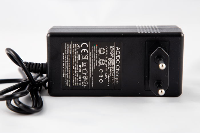 DENVER ALIMENTATORE XHK-922B-25210 25,2V 1,0A PER SCK-5300